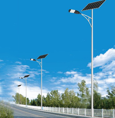 1742828123952659.jpg 班玛太阳能路灯.jpg