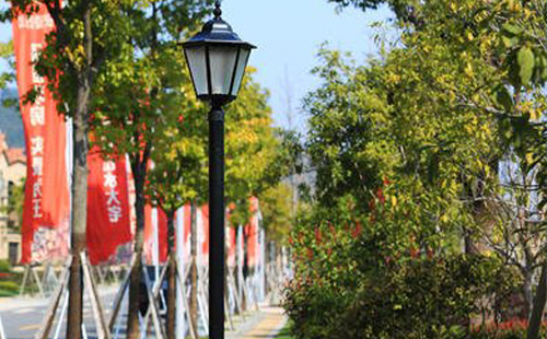 装班玛庭院灯避坑指南：庭院路灯防雷接地要点