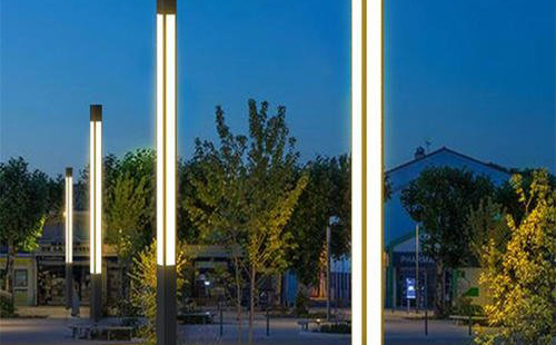 太阳能班玛景观灯定制常见问题与解决方案