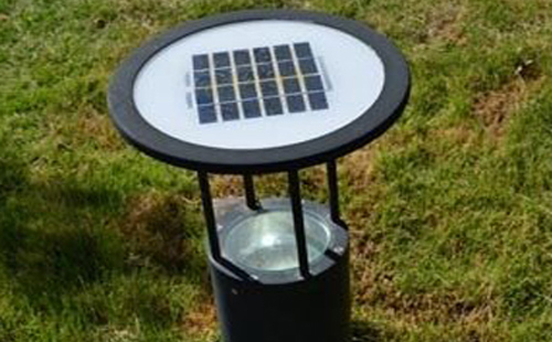 别墅庭院氛围营造：班玛草坪灯选型与布光技巧